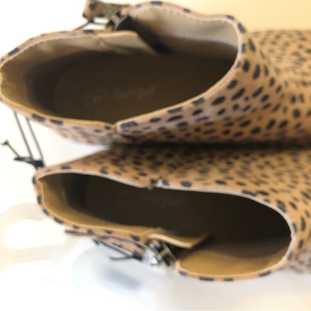 Cat & Jack Girls Judi Leopard Print Zipper Ankle Bootie Size 5 - Picture 7 of 10